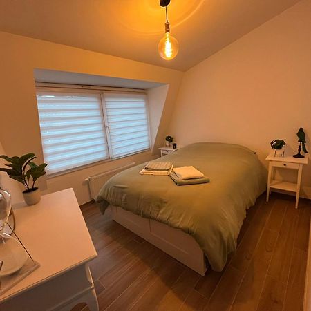 Duplex Spacieux Centre-Ville De ספא מראה חיצוני תמונה