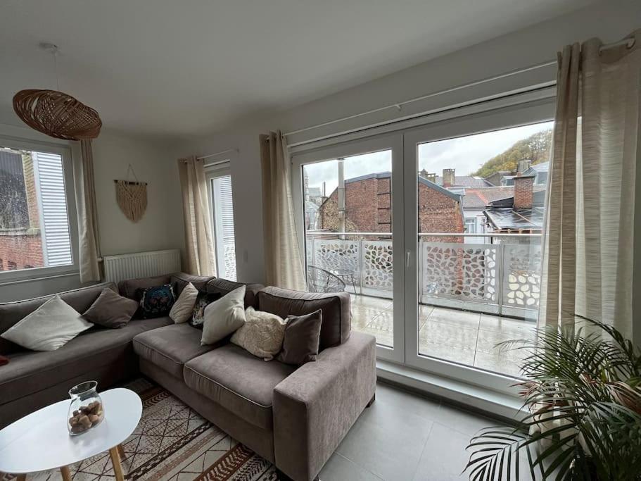 Duplex Spacieux Centre-Ville De ספא מראה חיצוני תמונה